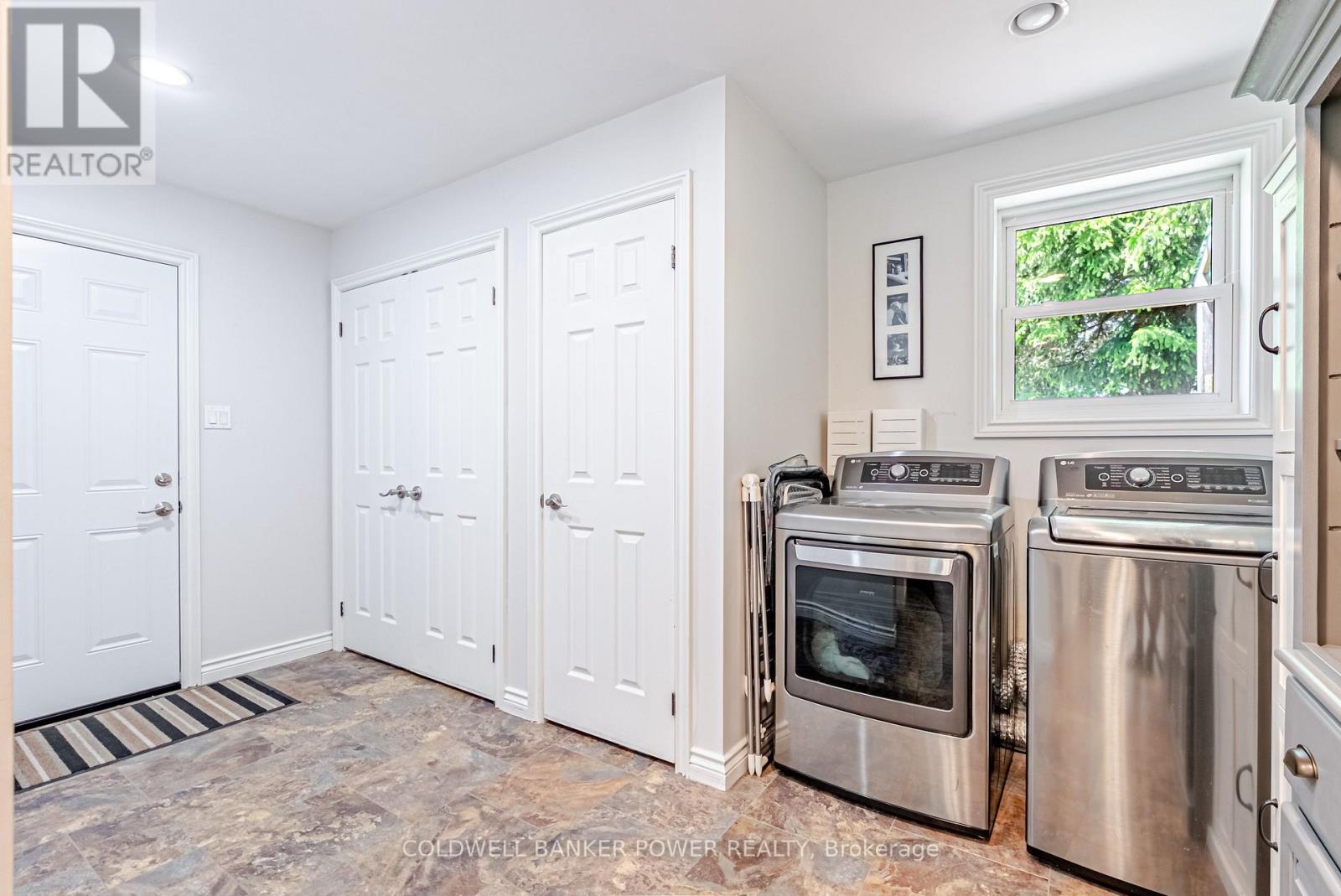 8584 Irish Drive, Strathroy-Caradoc, Ontario  N0L 1W0 - Photo 7 - X13177302