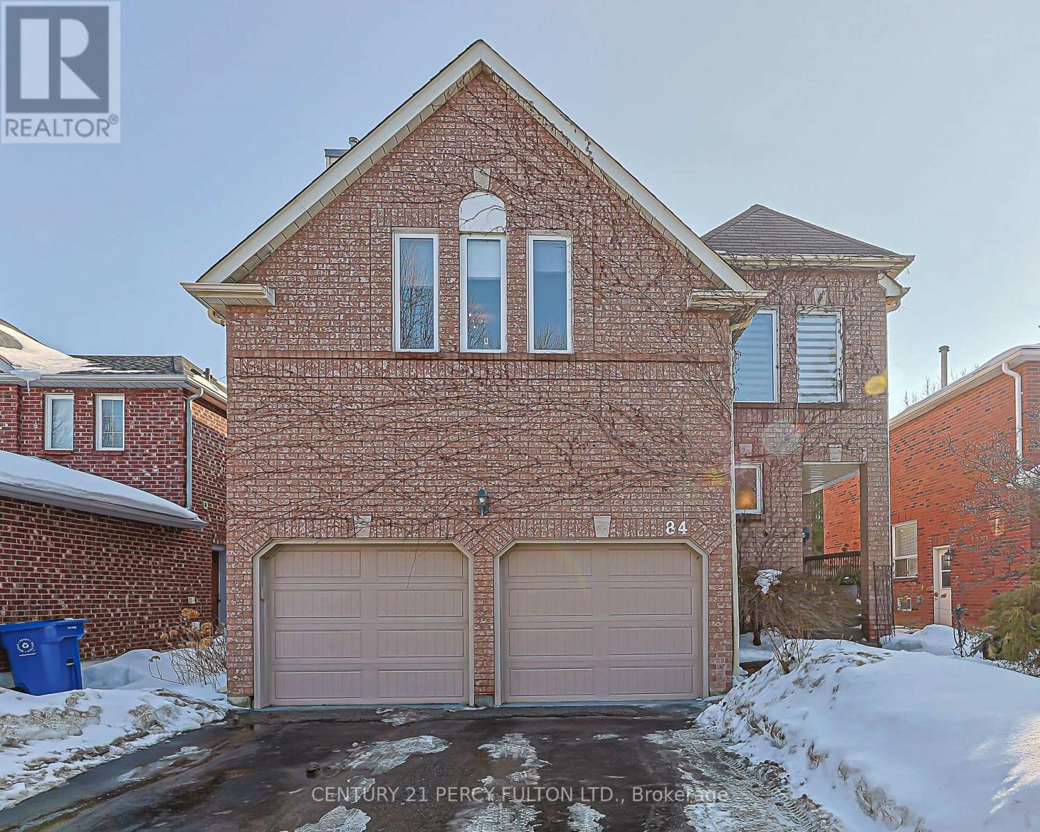 84 LORAVIEW LANE, Aurora, Ontario