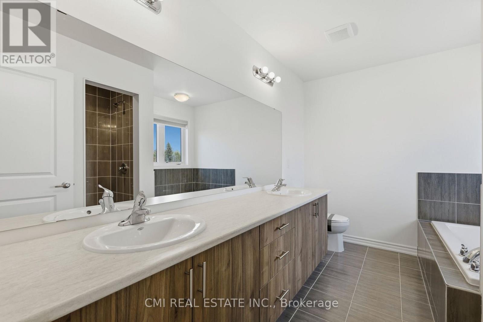 20 Hillcroft Way, Kawartha Lakes, Ontario  K0M 1A0 - Photo 34 - X13177128