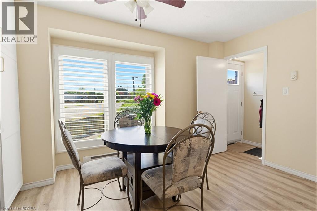 26 Coachwood Road Unit# 6, Brantford, Ontario  N3R 3R4 - Photo 7 - 40833853
