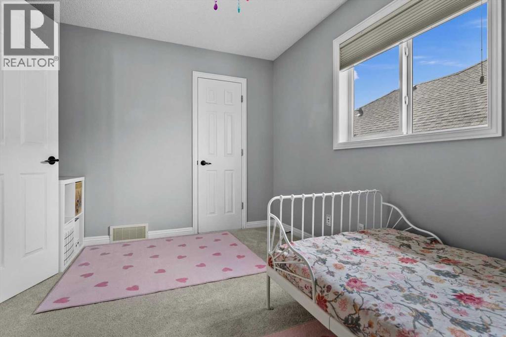 311 Royal Oak Circle NW, Calgary, Alberta  T3G 5L9 - Photo 33 - A2305924