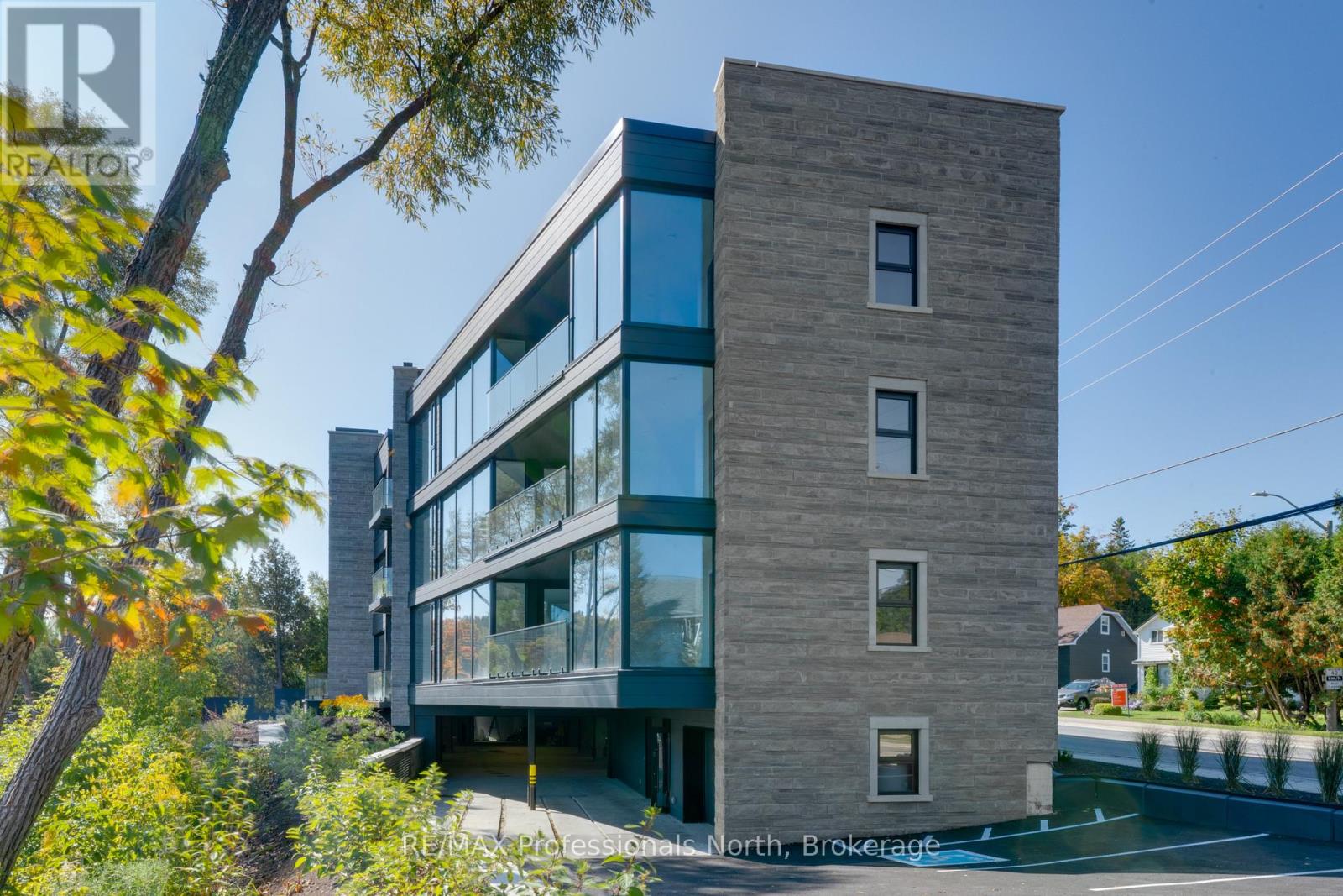 203 - 32 BRUNEL ROAD, Huntsville, Ontario