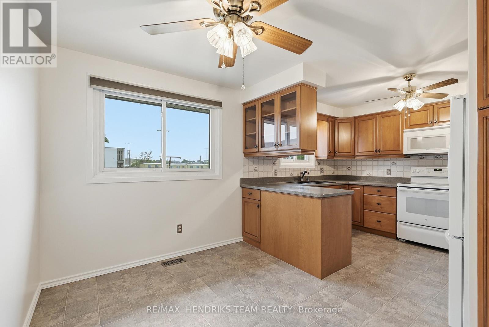 23 Crescentwood Drive, St. Catharines, Ontario  L2N 4K7 - Photo 13 - X13177346