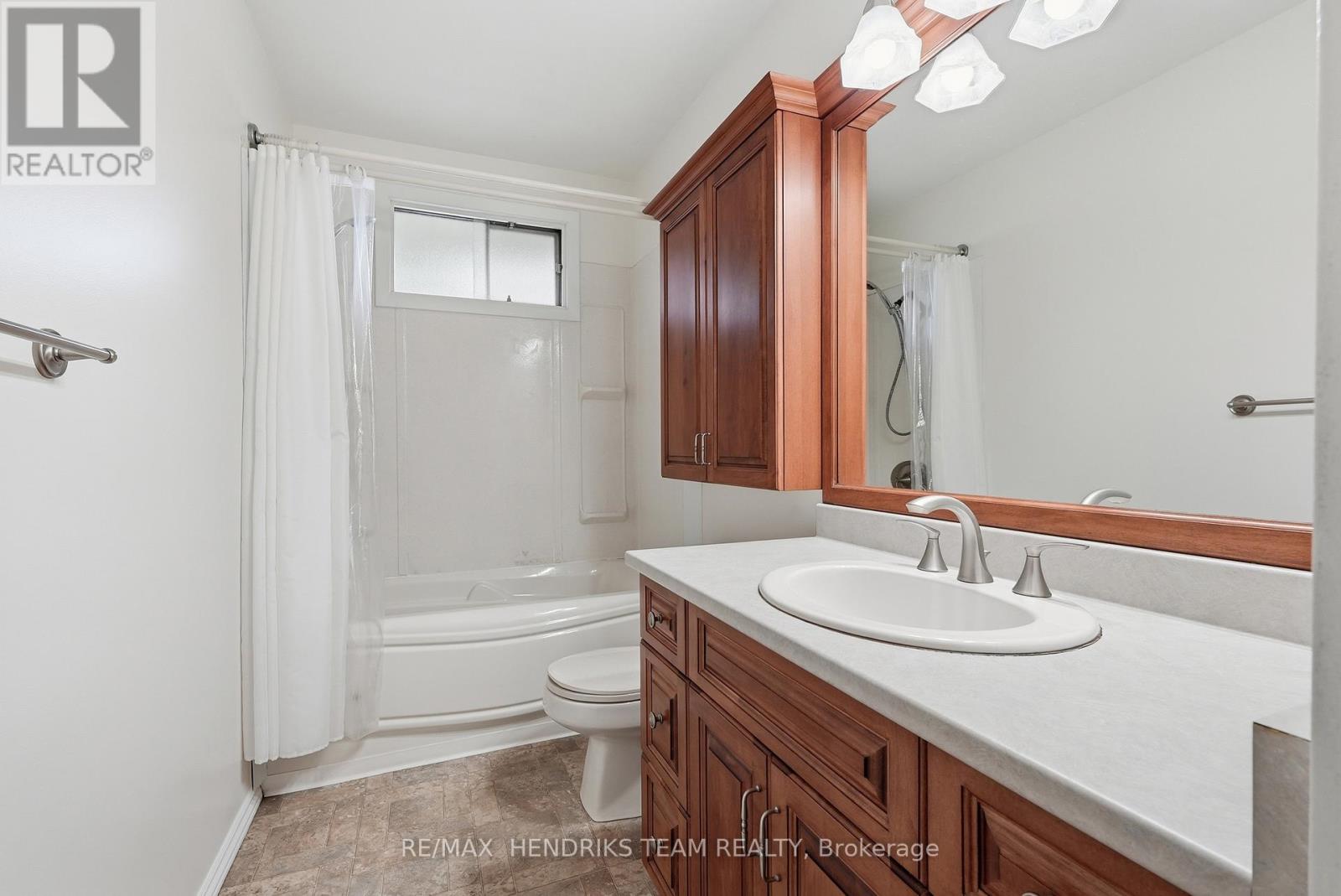 23 Crescentwood Drive, St. Catharines, Ontario  L2N 4K7 - Photo 26 - X13177346
