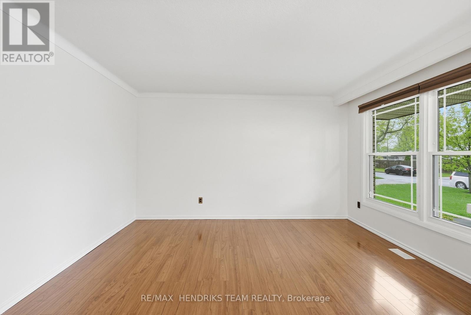 23 Crescentwood Drive, St. Catharines, Ontario  L2N 4K7 - Photo 9 - X13177346