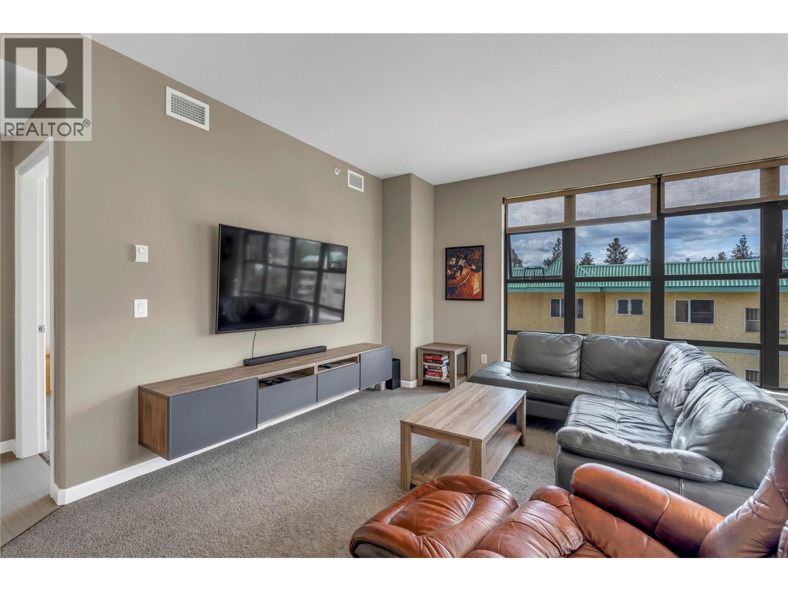 3589 Skaha Lake Road Unit# 406, Penticton, British Columbia V2A 7K2 - Photo 4 - 10388373