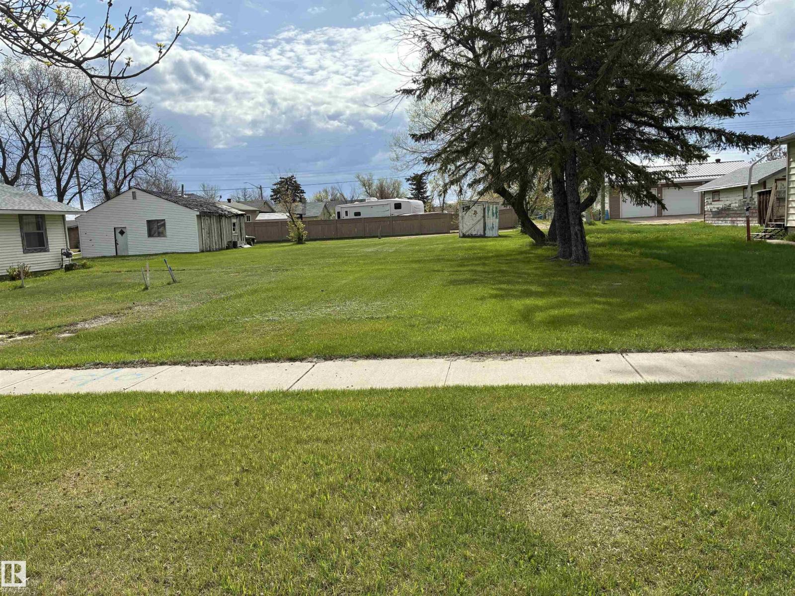4813 50 St, Lamont, Alberta  T0B 2R0 - Photo 3 - E4489129