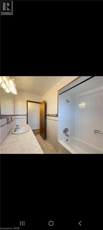 15 Champlain Avenue Unit# Upper, Hamilton, Ontario  L8G 2H5 - Photo 6 - 40833806
