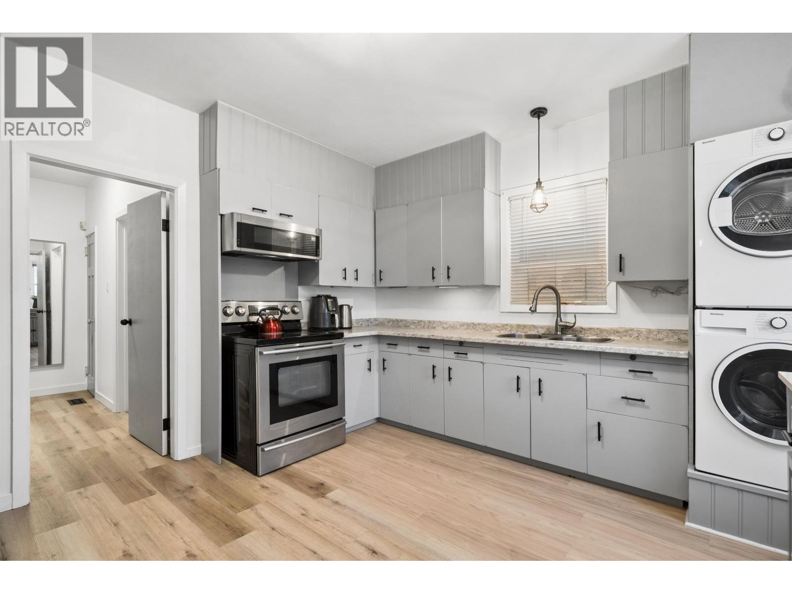 936 W 17th Avenue, Vancouver, British Columbia  V5Z 1V4 - Photo 3 - R3127294