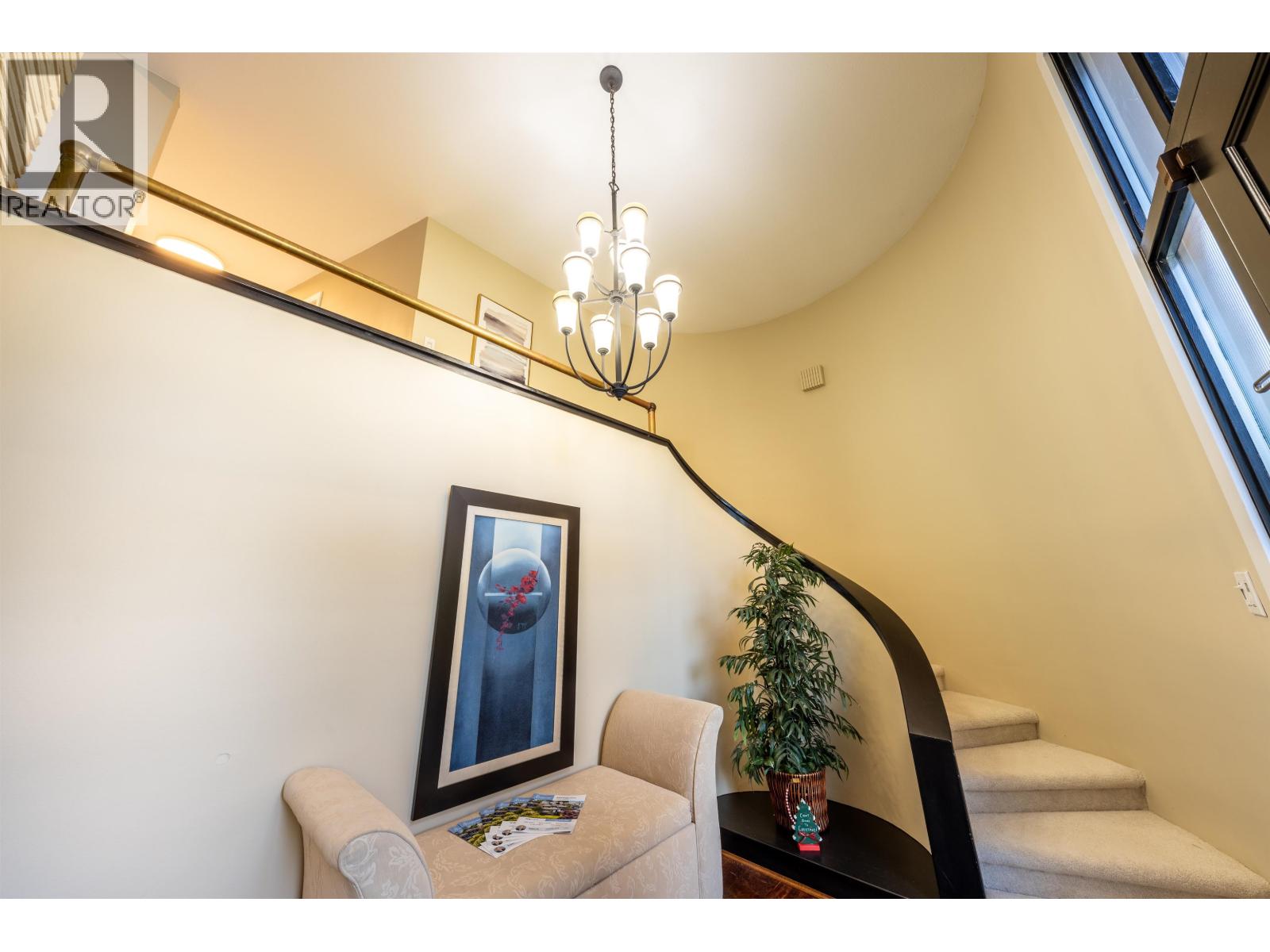 4393 Puget Drive, Vancouver, British Columbia  V6L 2V7 - Photo 9 - R3128203
