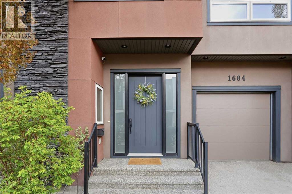 1684 37 Avenue SW, Calgary, Alberta  T2T 5P5 - Photo 2 - A2313564