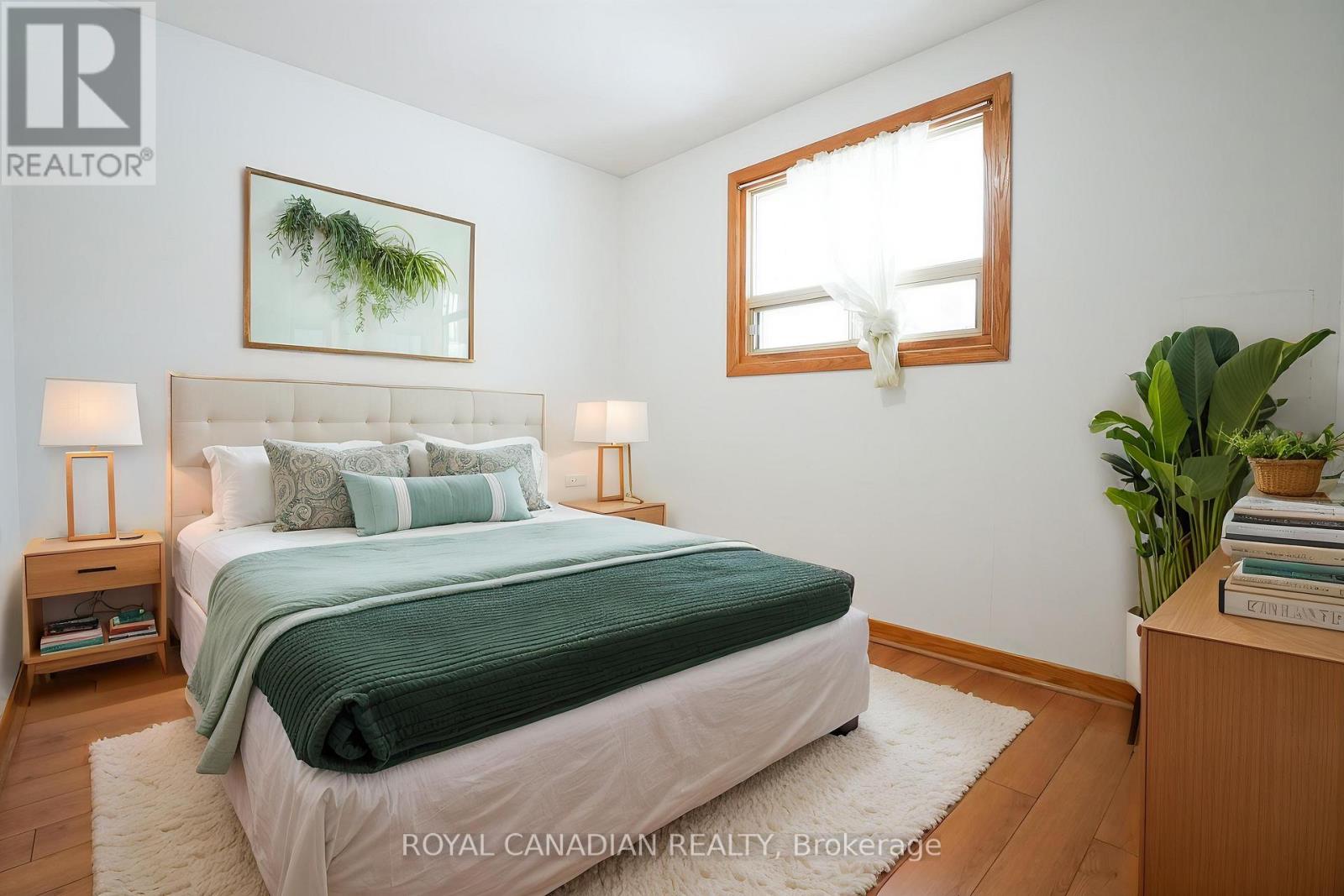 67 Sutherland Avenue, Brampton, Ontario  L6V 2H6 - Photo 12 - W13139680