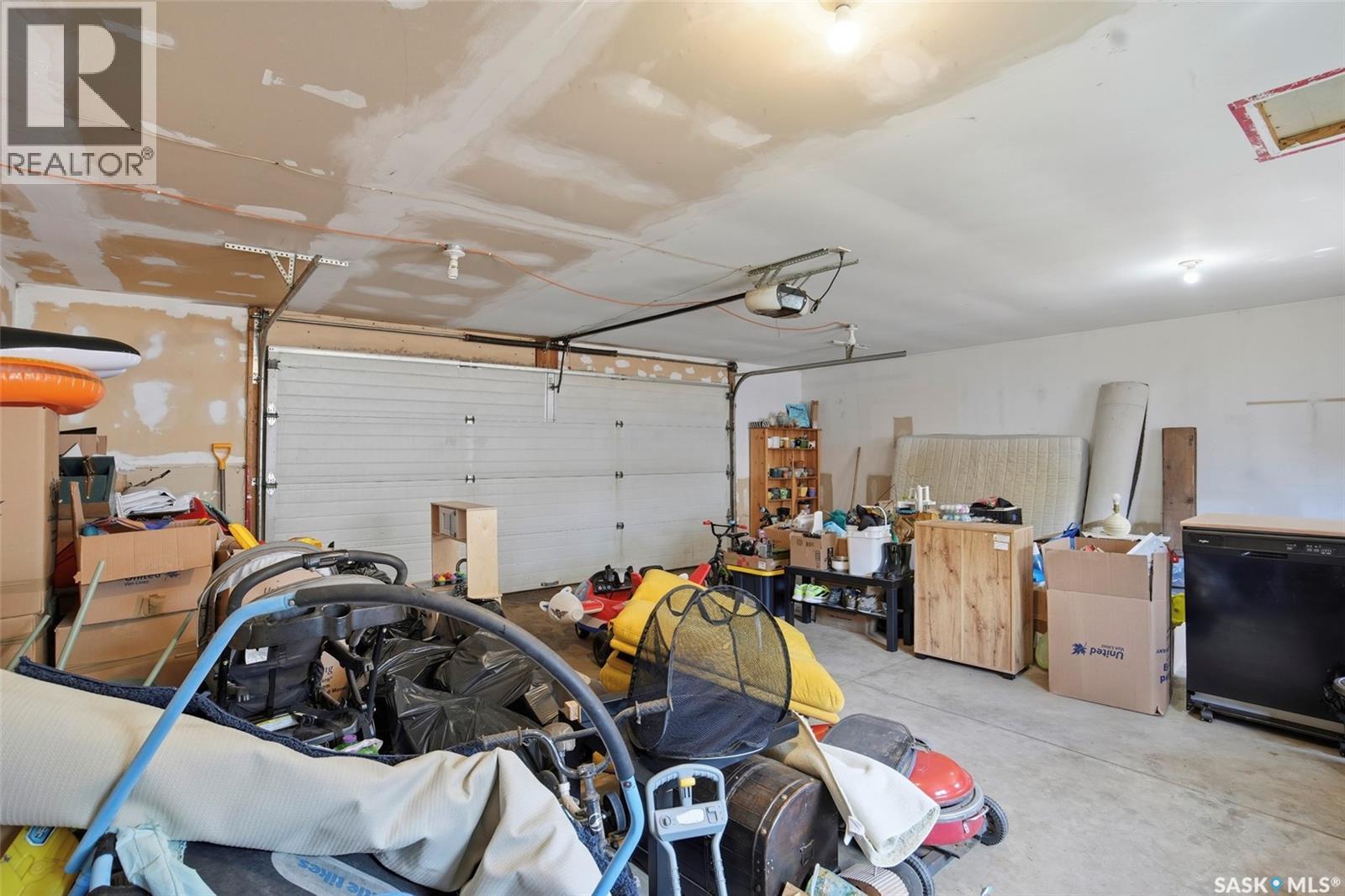 2122 37th Street W, Saskatoon, Saskatchewan  S7L 4E3 - Photo 26 - SK037207