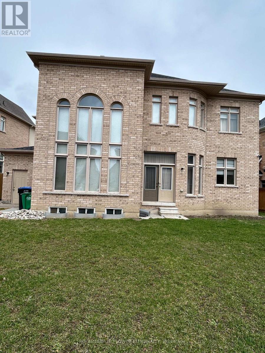 29 Adamsville Road, Brampton, Ontario  L6X 1P3 - Photo 9 - W12945302
