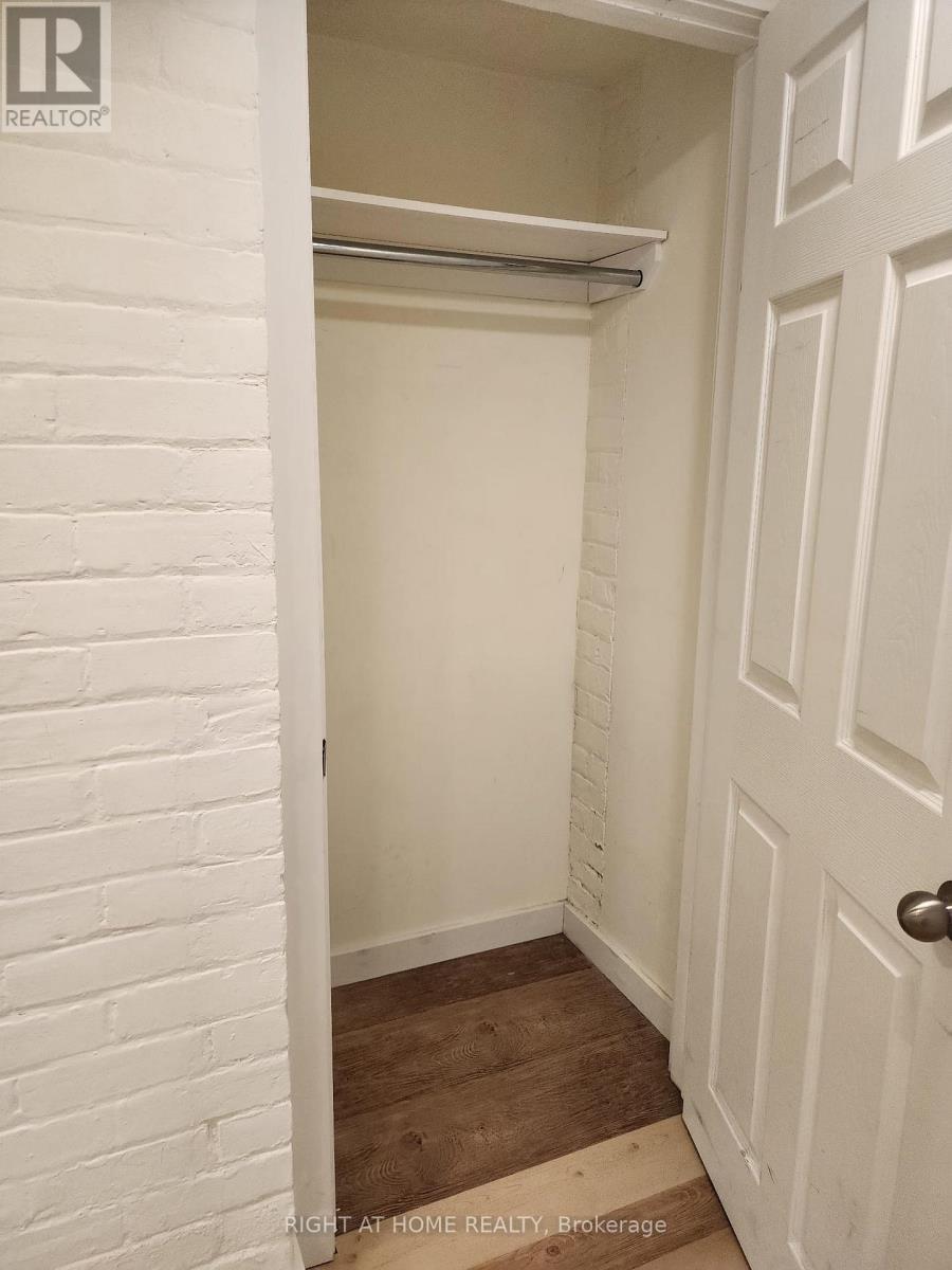 Unit B2 - 32 High Park Blvd Boulevard, Toronto, Ontario  M6R 1M7 - Photo 4 - W13155972
