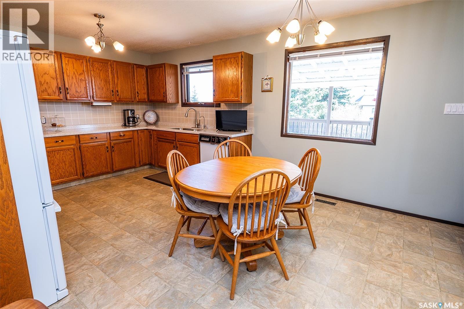 512 9th Street E, Wynyard, Saskatchewan  S0A 4T0 - Photo 7 - SK037120