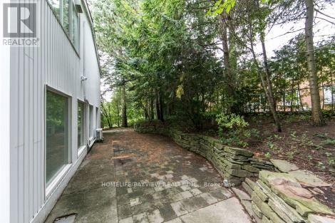 17 Royal Oak Drive, Toronto, Ontario  M3C 2M3 - Photo 19 - C13177242