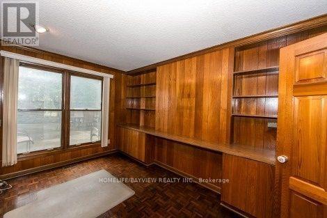 17 Royal Oak Drive, Toronto, Ontario  M3C 2M3 - Photo 5 - C13177242