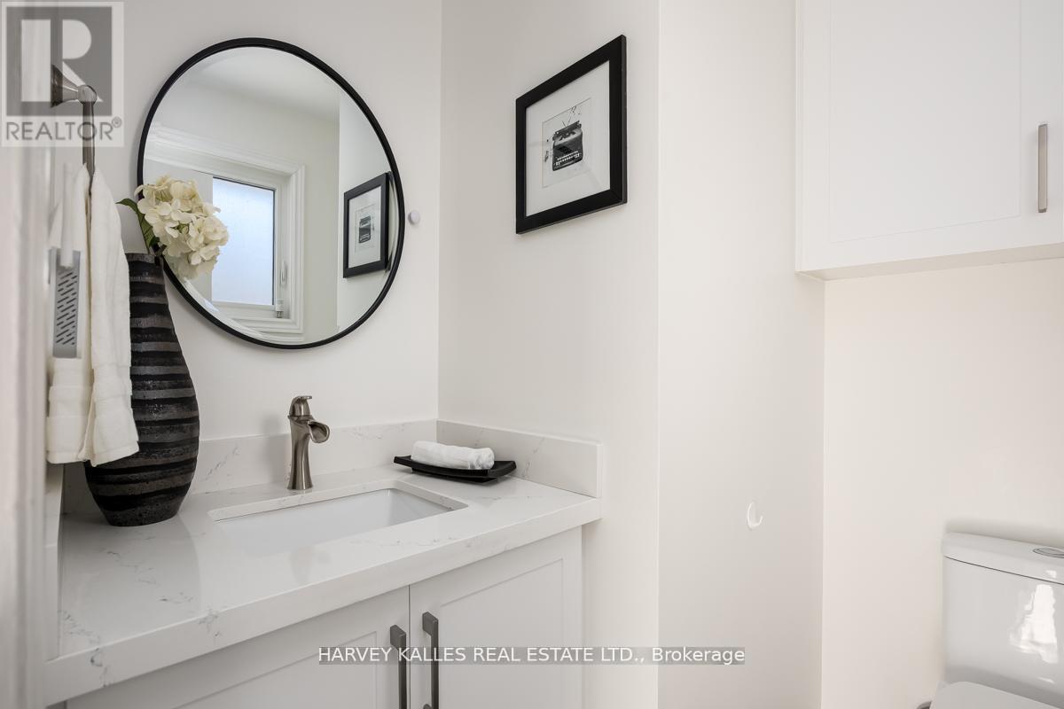 35 Manorglen Crescent, Toronto, Ontario  M1S 1W3 - Photo 14 - E13177238