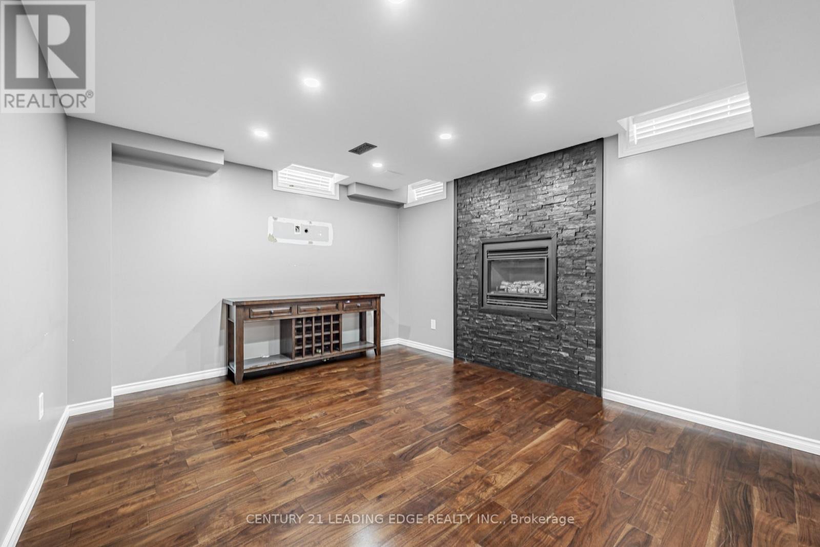 Lower - 98 Erskine Drive, Clarington, Ontario  L1B 1G9 - Photo 4 - E13177304