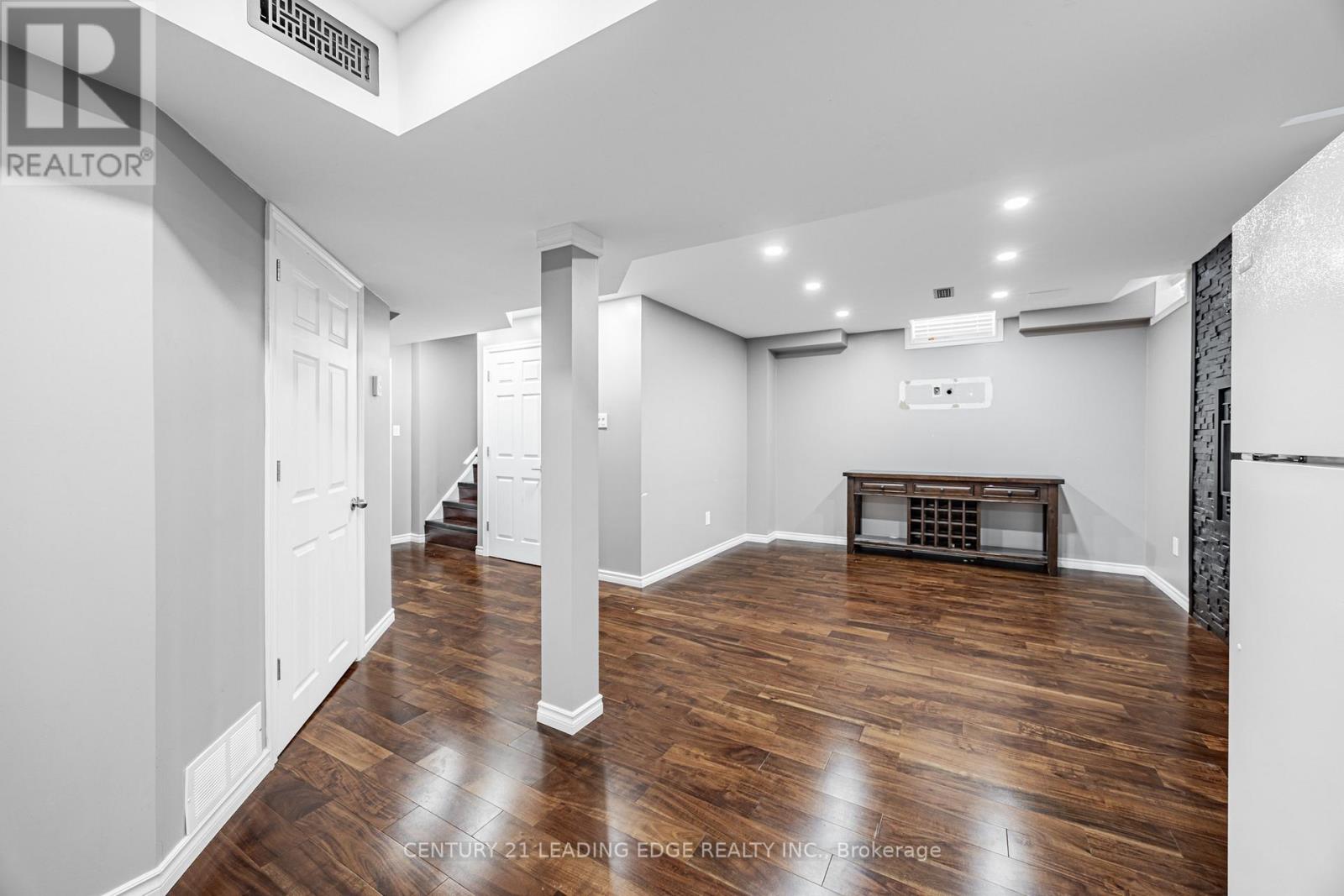 Lower - 98 Erskine Drive, Clarington, Ontario  L1B 1G9 - Photo 6 - E13177304