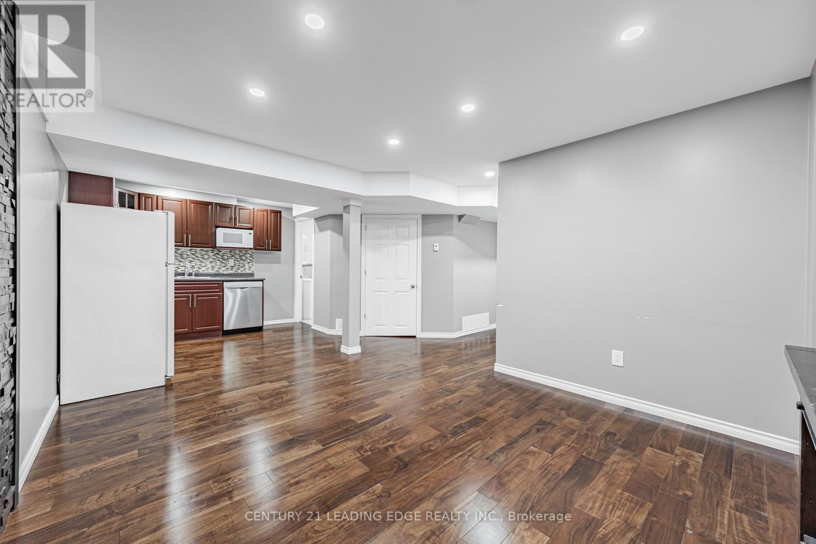 Lower - 98 Erskine Drive, Clarington, Ontario  L1B 1G9 - Photo 7 - E13177304