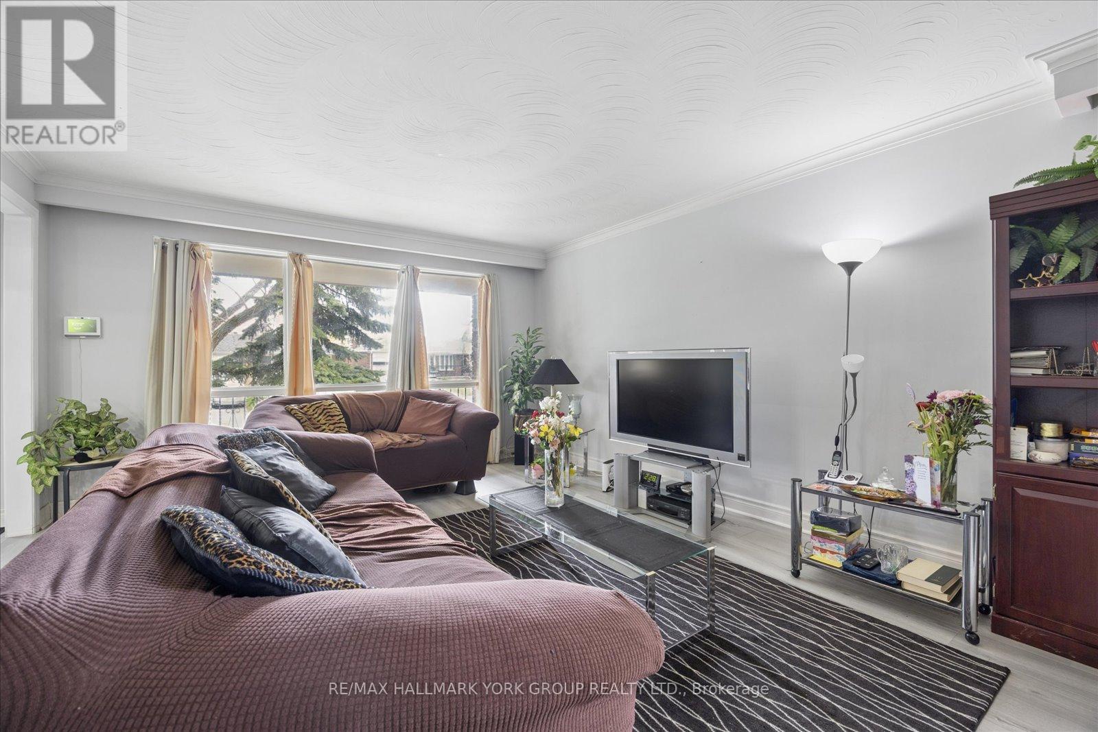 30 Briarbluff Avenue, Toronto, Ontario  M1E 3H3 - Photo 7 - E13177338