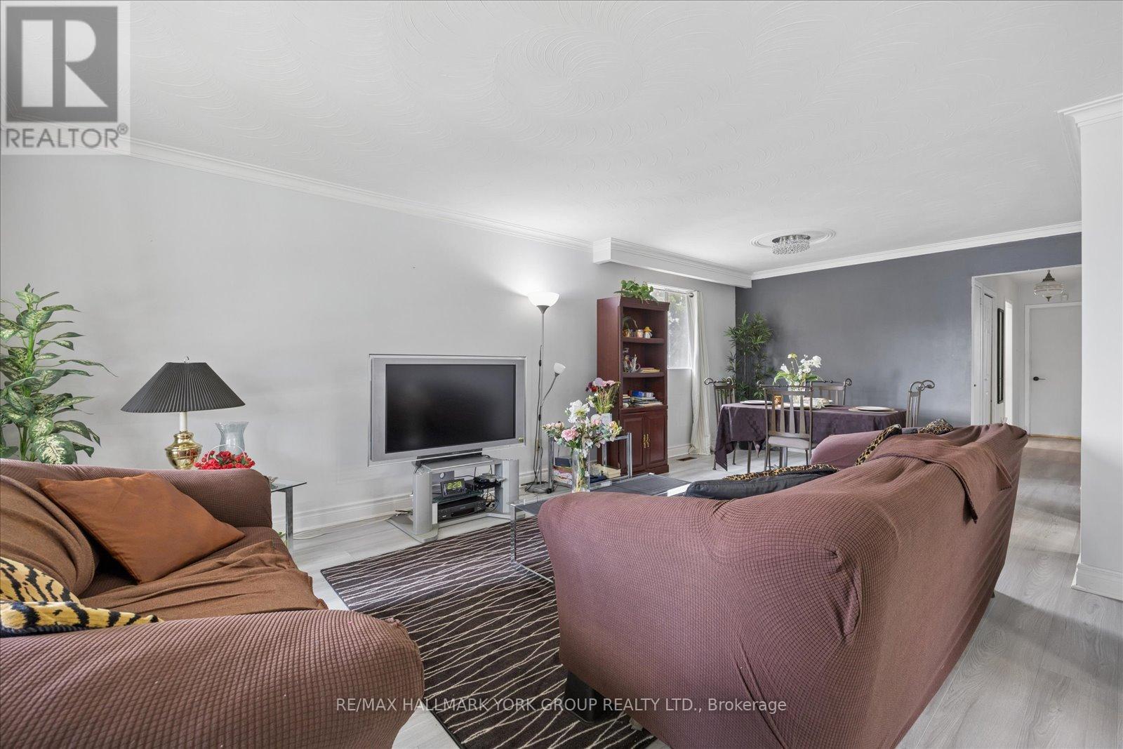 30 Briarbluff Avenue, Toronto, Ontario  M1E 3H3 - Photo 9 - E13177338