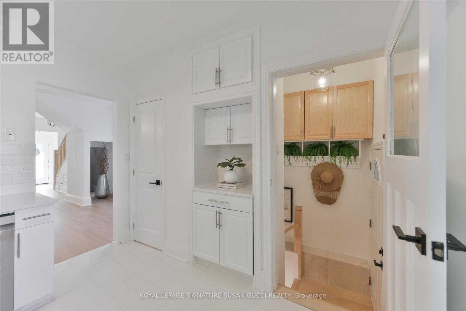 93 Coleridge Avenue, Toronto, Ontario  M4C 4H7 - Photo 17 - E13177366