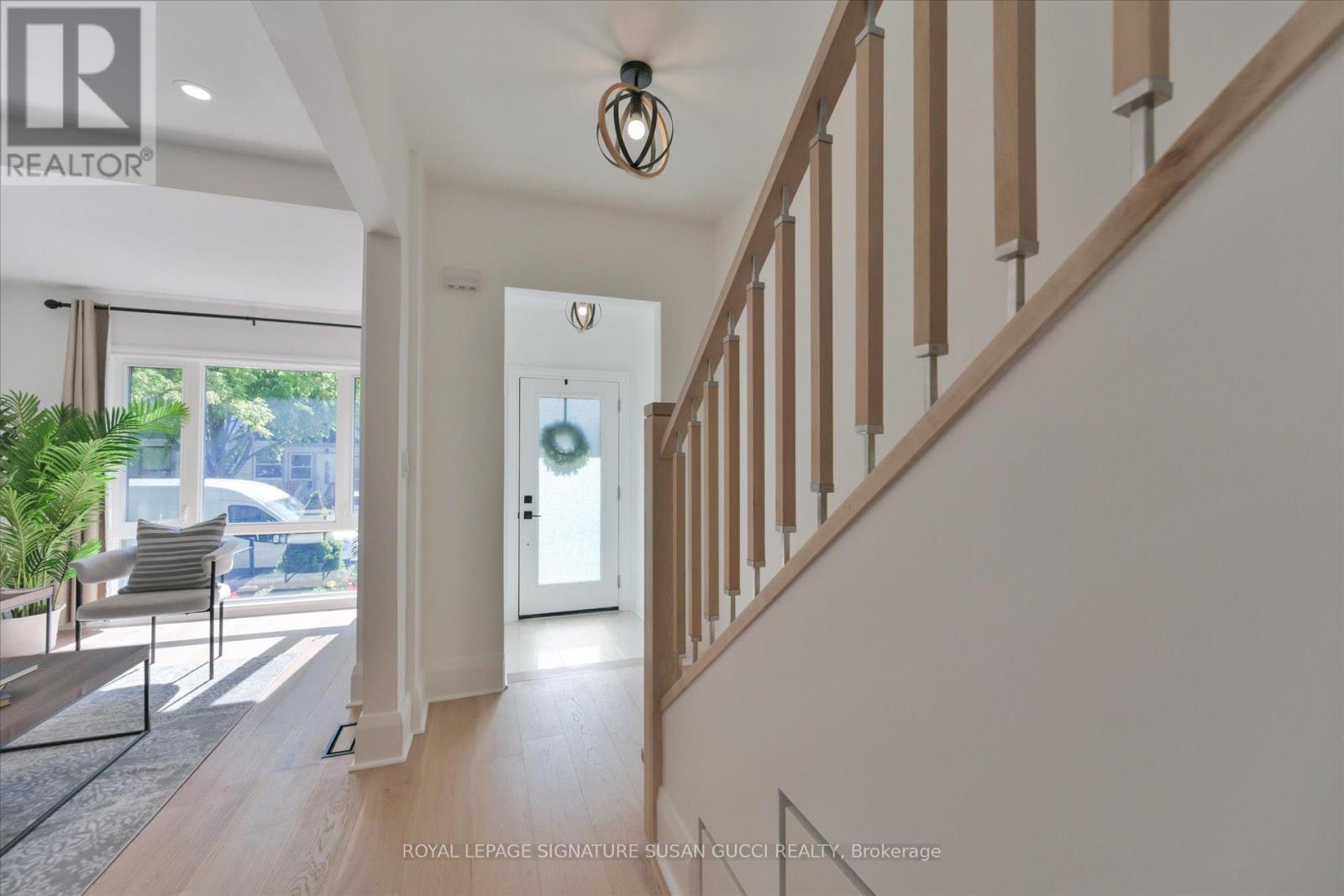 93 Coleridge Avenue, Toronto, Ontario  M4C 4H7 - Photo 6 - E13177366