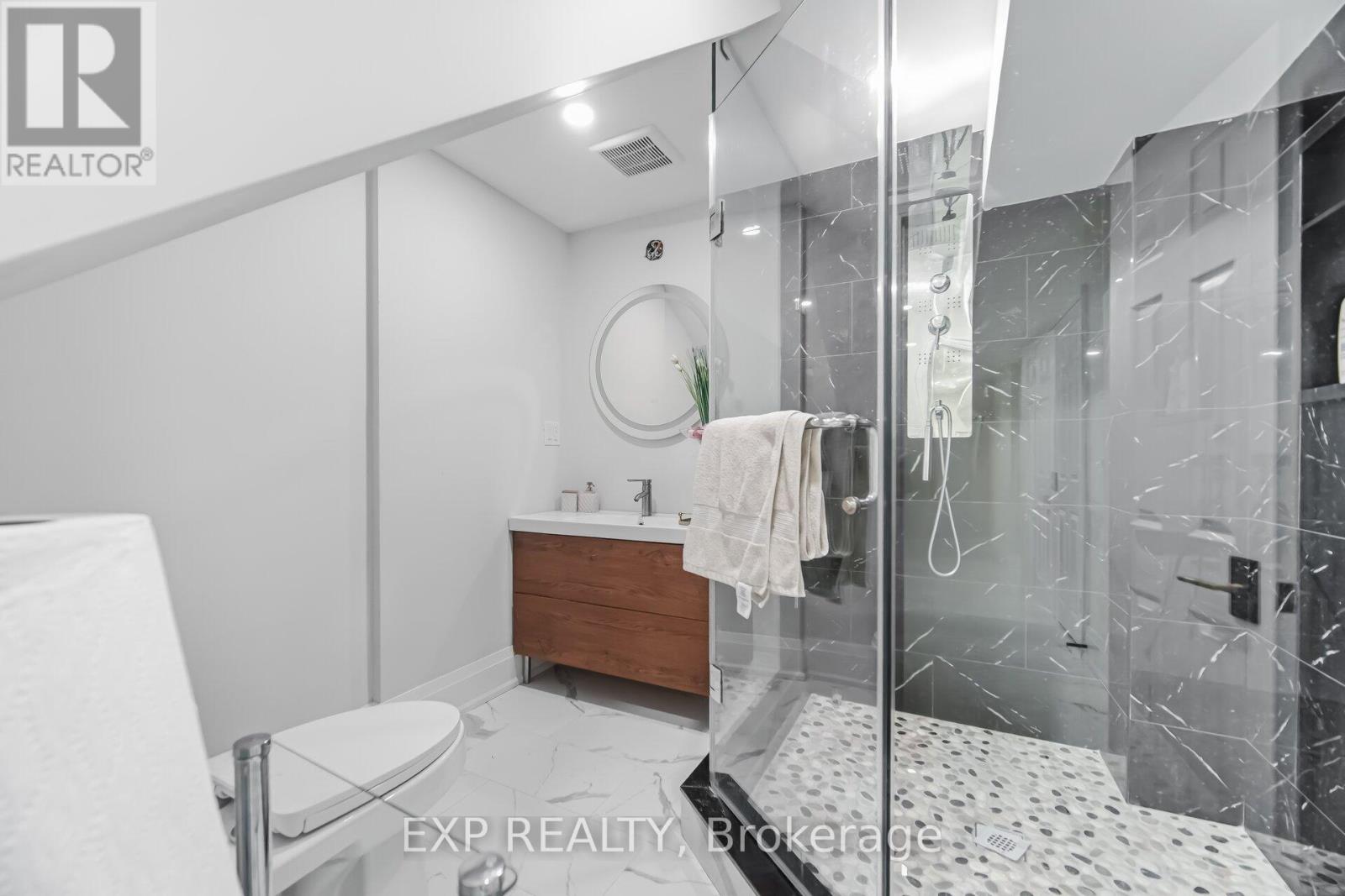265 Wycliffe Avenue, Vaughan, Ontario  L4L 3N7 - Photo 35 - N13177262