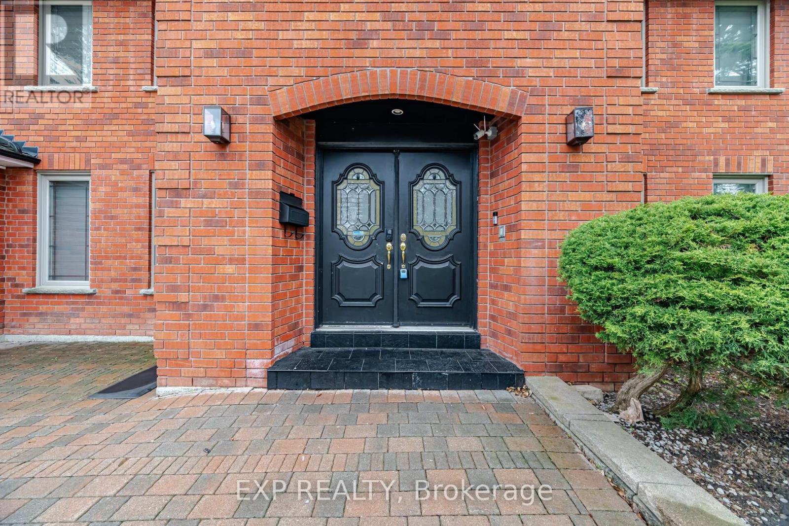 265 Wycliffe Avenue, Vaughan, Ontario  L4L 3N7 - Photo 4 - N13177262