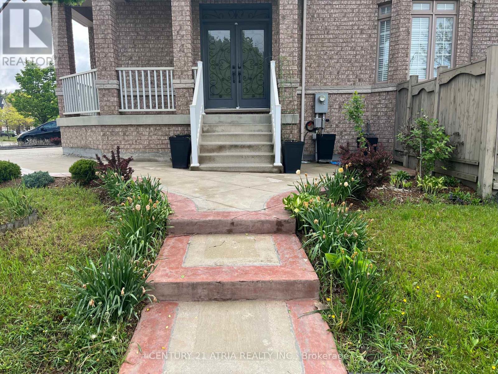 209 District Avenue, Vaughan, Ontario  L6A 0Y5 - Photo 2 - N13177276