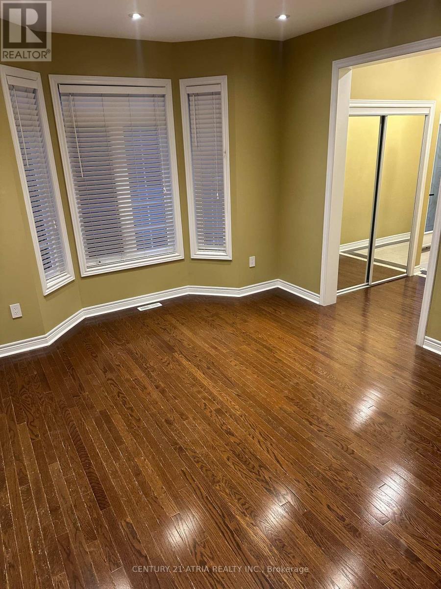 209 District Avenue, Vaughan, Ontario  L6A 0Y5 - Photo 4 - N13177276