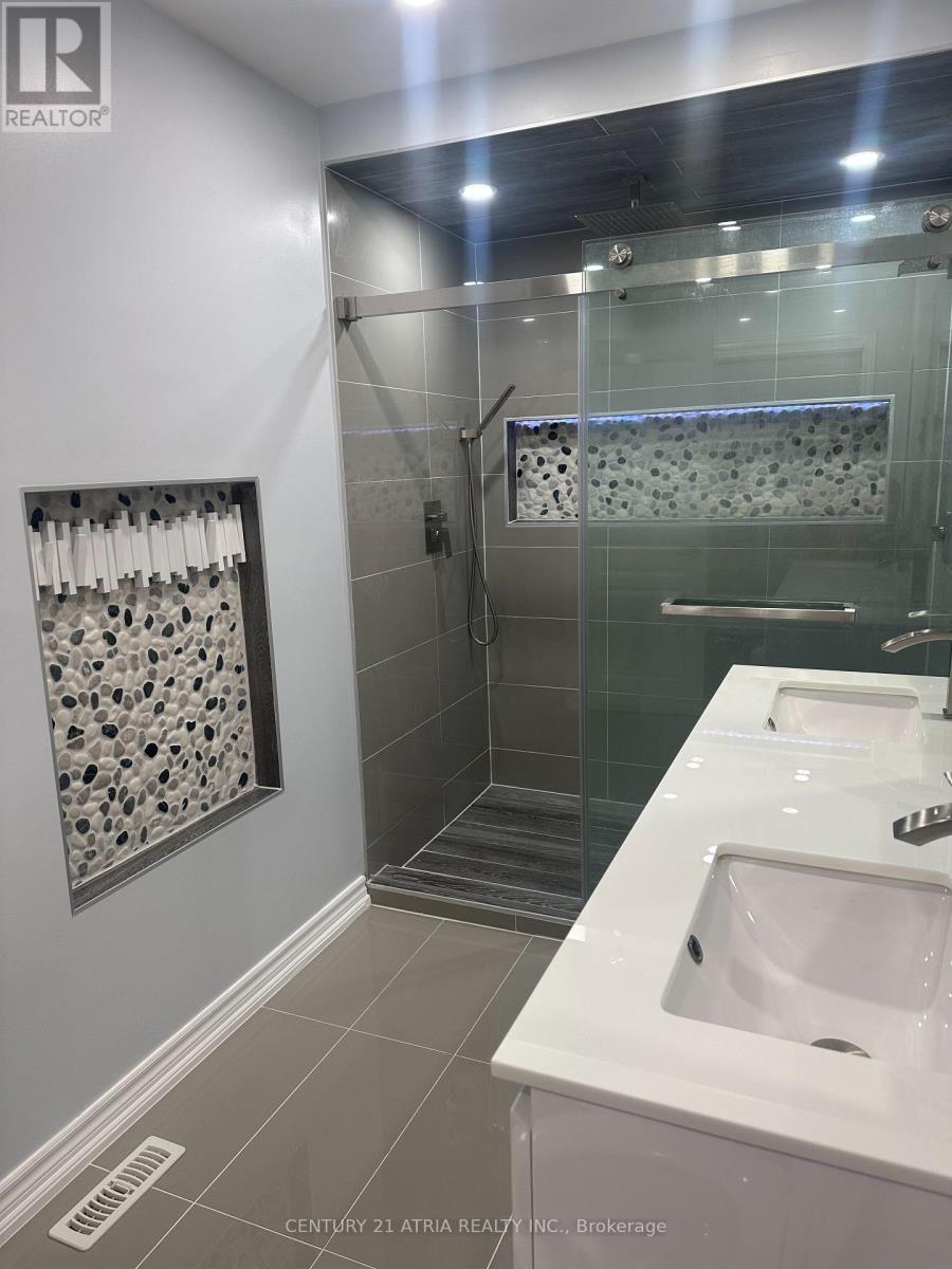 209 District Avenue, Vaughan, Ontario  L6A 0Y5 - Photo 8 - N13177276