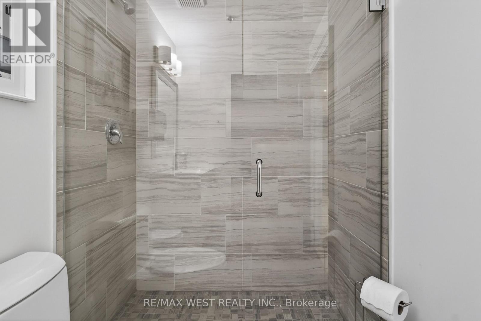 10 - 160 Cidermill Avenue, Vaughan, Ontario  L4K 4K5 - Photo 11 - N13177314