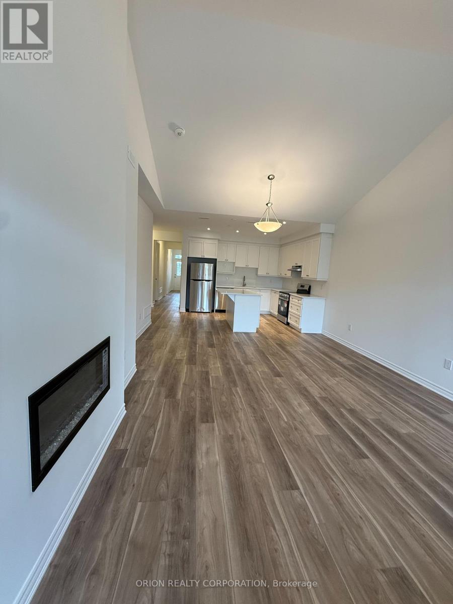 706 Sargeant Place, Innisfil, Ontario  L9S 0S9 - Photo 5 - N13177340