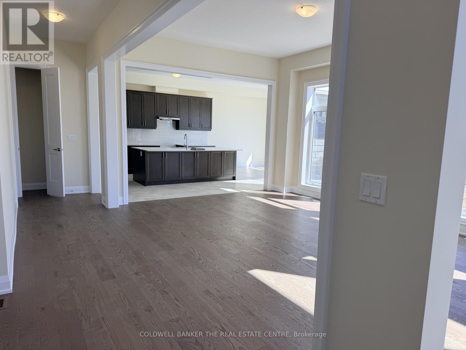 7 Pinetree Drive, Oro-Medonte, Ontario  L0L 2L0 - Photo 7 - S13156552