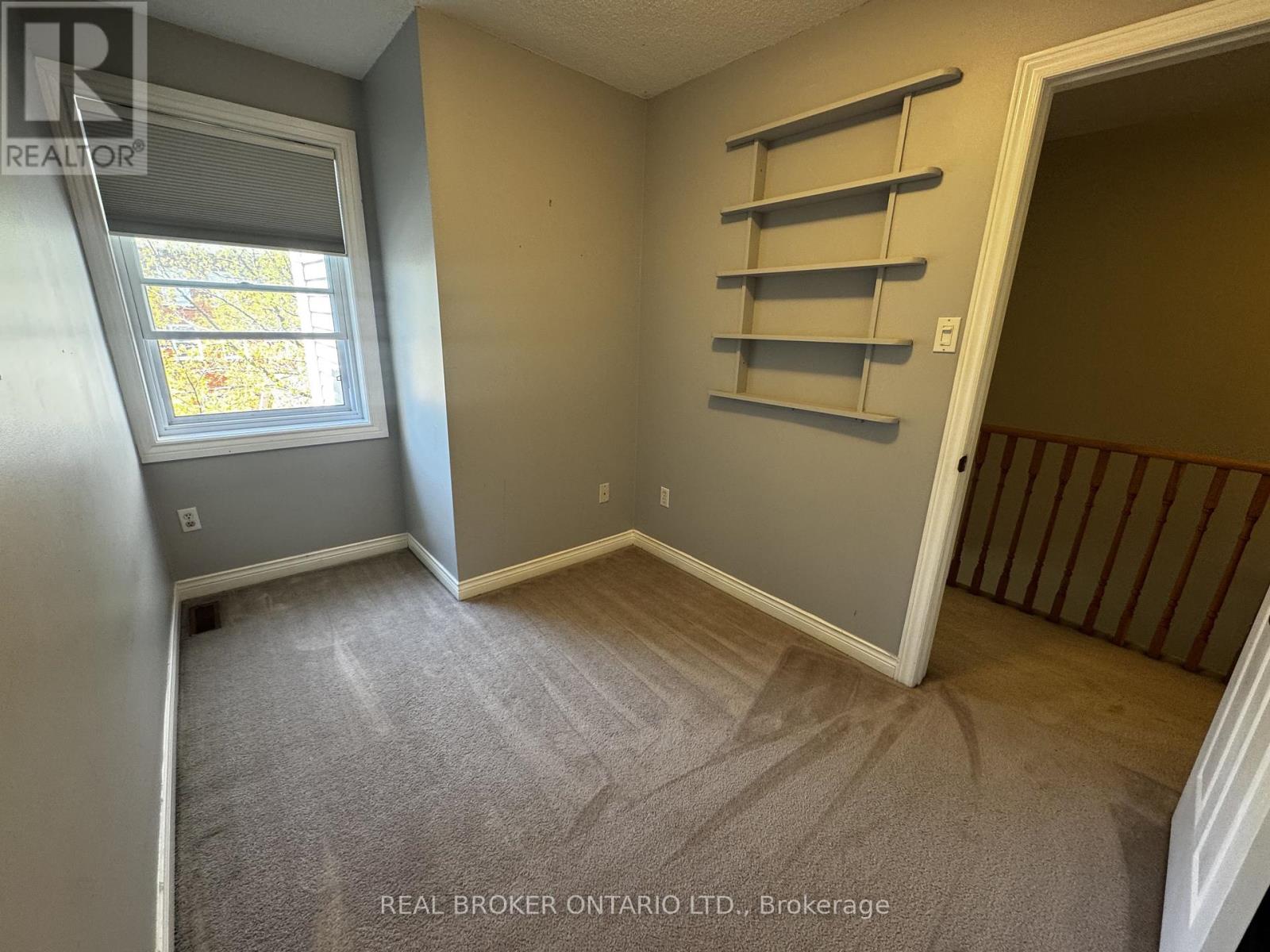 72 Wyatt Lane S, Aurora, Ontario  L4G 7E4 - Photo 10 - N13177006