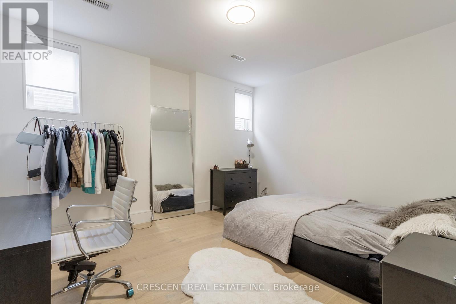 151 Shaver Avenue N, Toronto, Ontario  M9B 4N9 - Photo 40 - W13177226