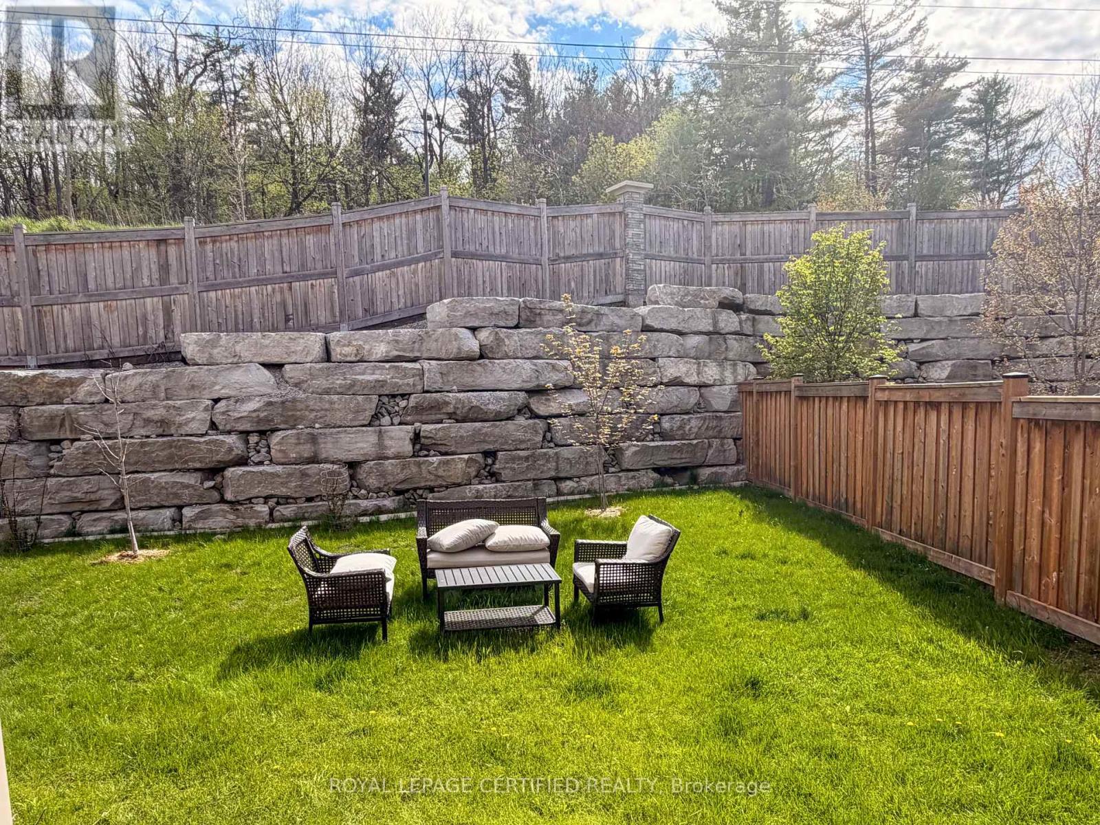 22 Foxtrail Court, Halton Hills, Ontario  L7G 6N7 - Photo 16 - W13177324
