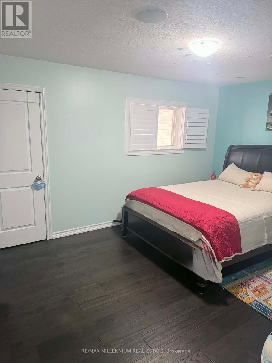 29 Monkton Circle, Brampton, Ontario  L6Y 0X7 - Photo 13 - W13177328