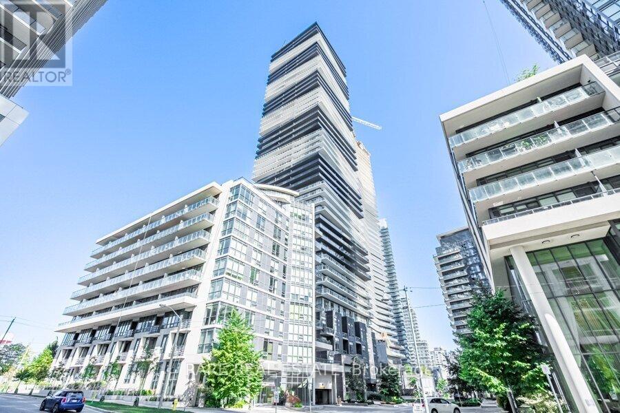 2404 - 56 ANNIE CRAIG DRIVE, Toronto, Ontario