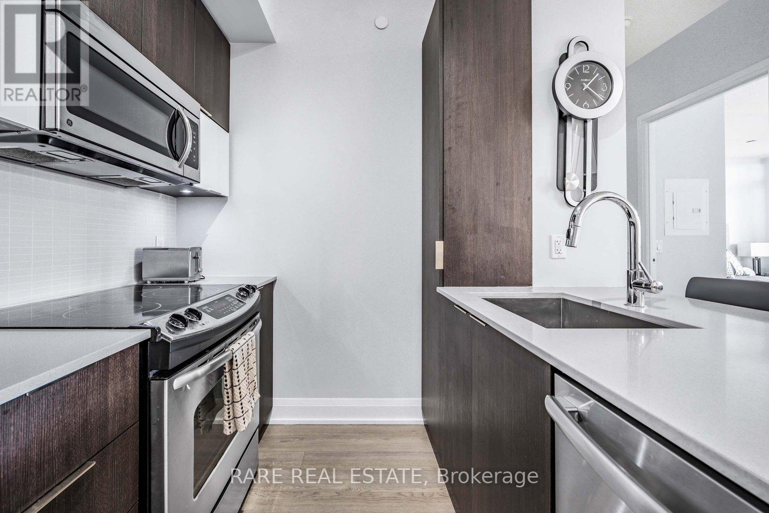 2404 - 56 Annie Craig Drive, Toronto, Ontario  M8V 0C8 - Photo 15 - W13177378