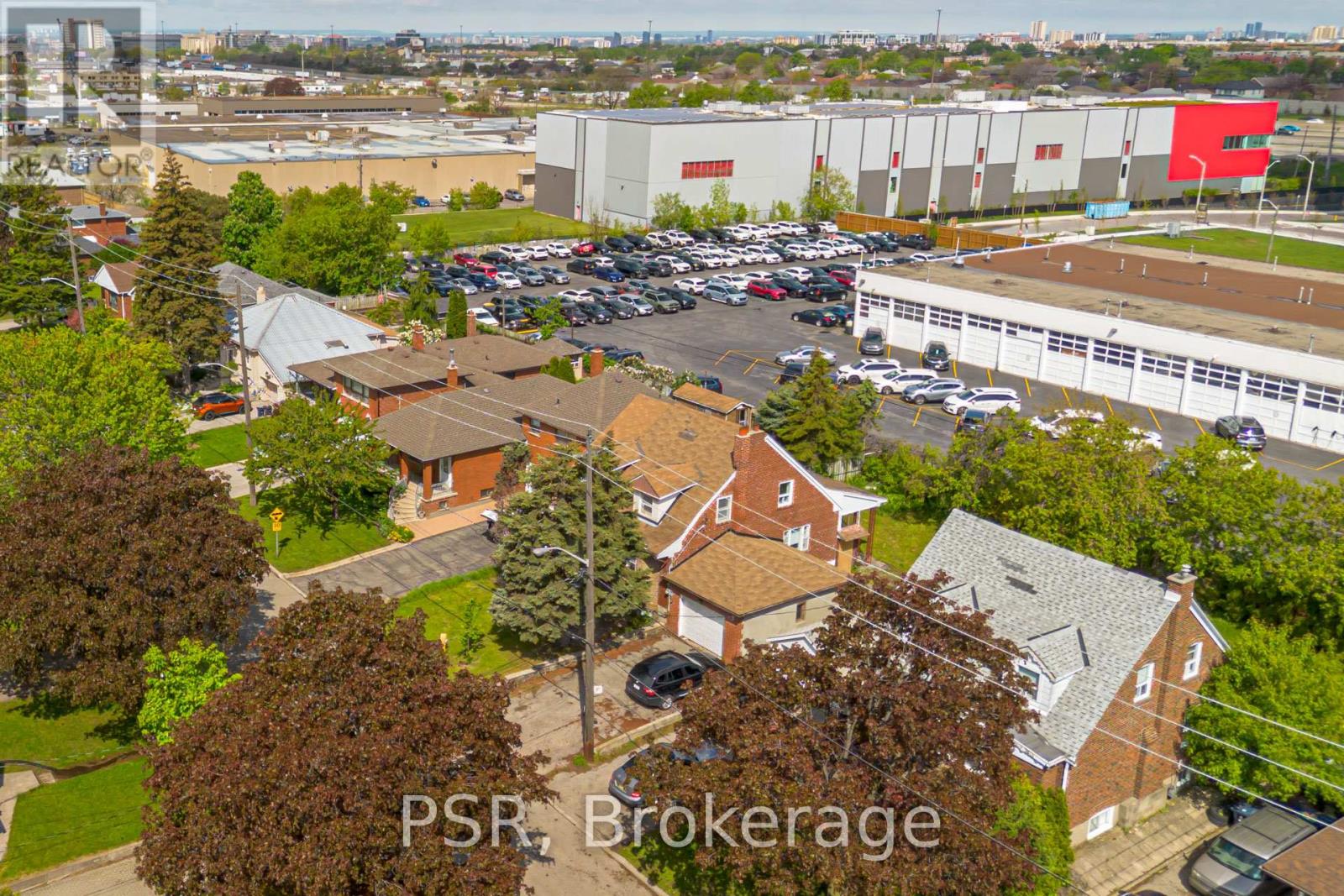 14 Jane Osler Boulevard, Toronto, Ontario  M6A 1W7 - Photo 3 - W13177398