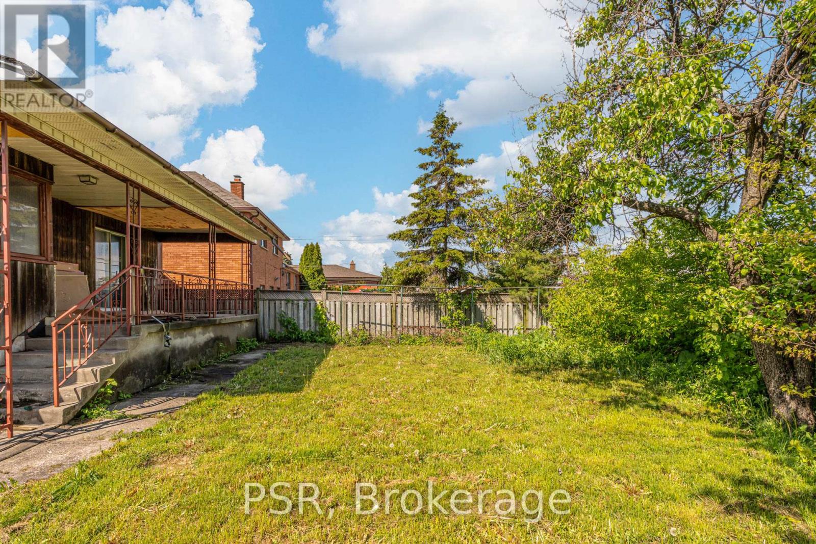 14 Jane Osler Boulevard, Toronto, Ontario  M6A 1W7 - Photo 7 - W13177398