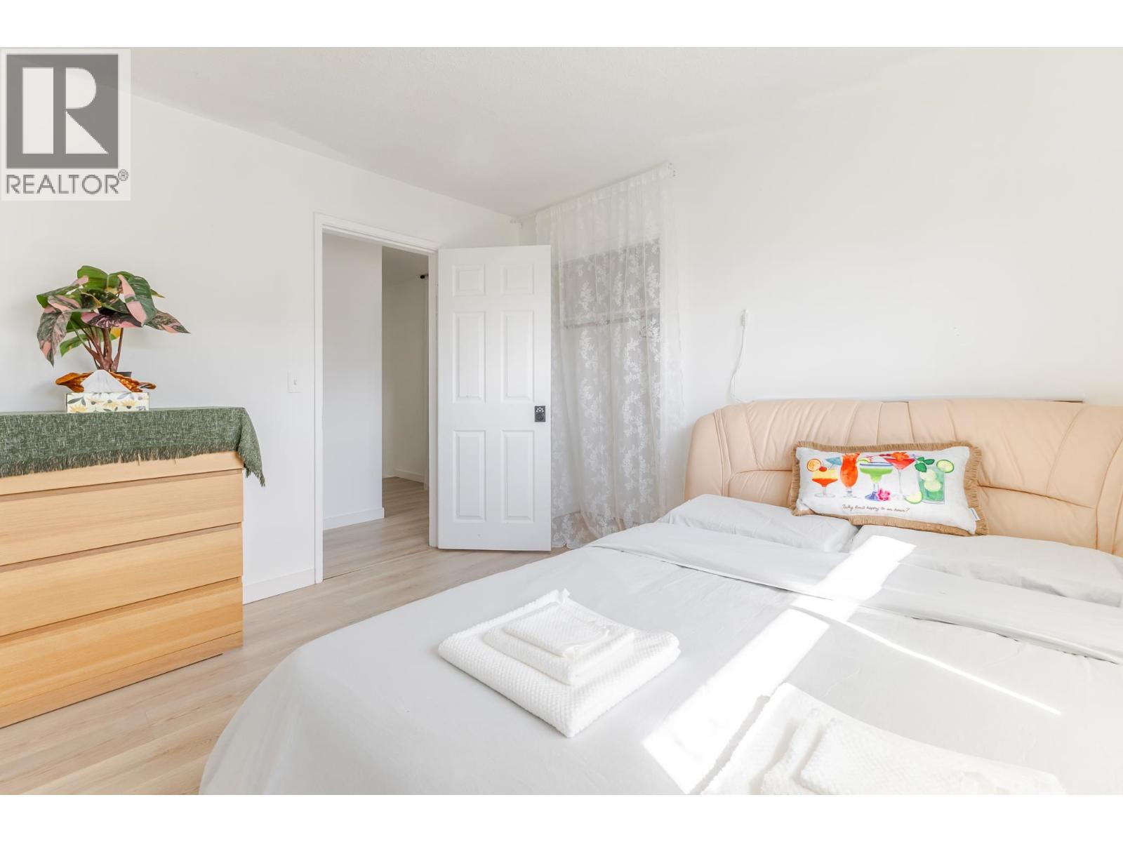 11480 Granville Avenue, Richmond, British Columbia  V6Y 1R6 - Photo 18 - R3128159