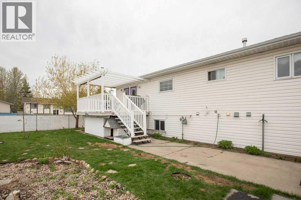 5304 37a Street, Innisfail, Alberta  T4G 1E5 - Photo 7 - A2311249
