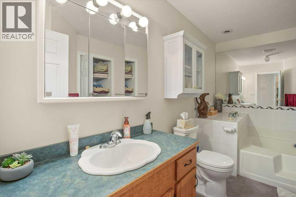 5304 37a Street, Innisfail, Alberta  T4G 1E5 - Photo 26 - A2311249