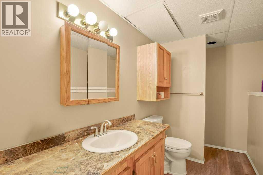 5304 37a Street, Innisfail, Alberta  T4G 1E5 - Photo 36 - A2311249